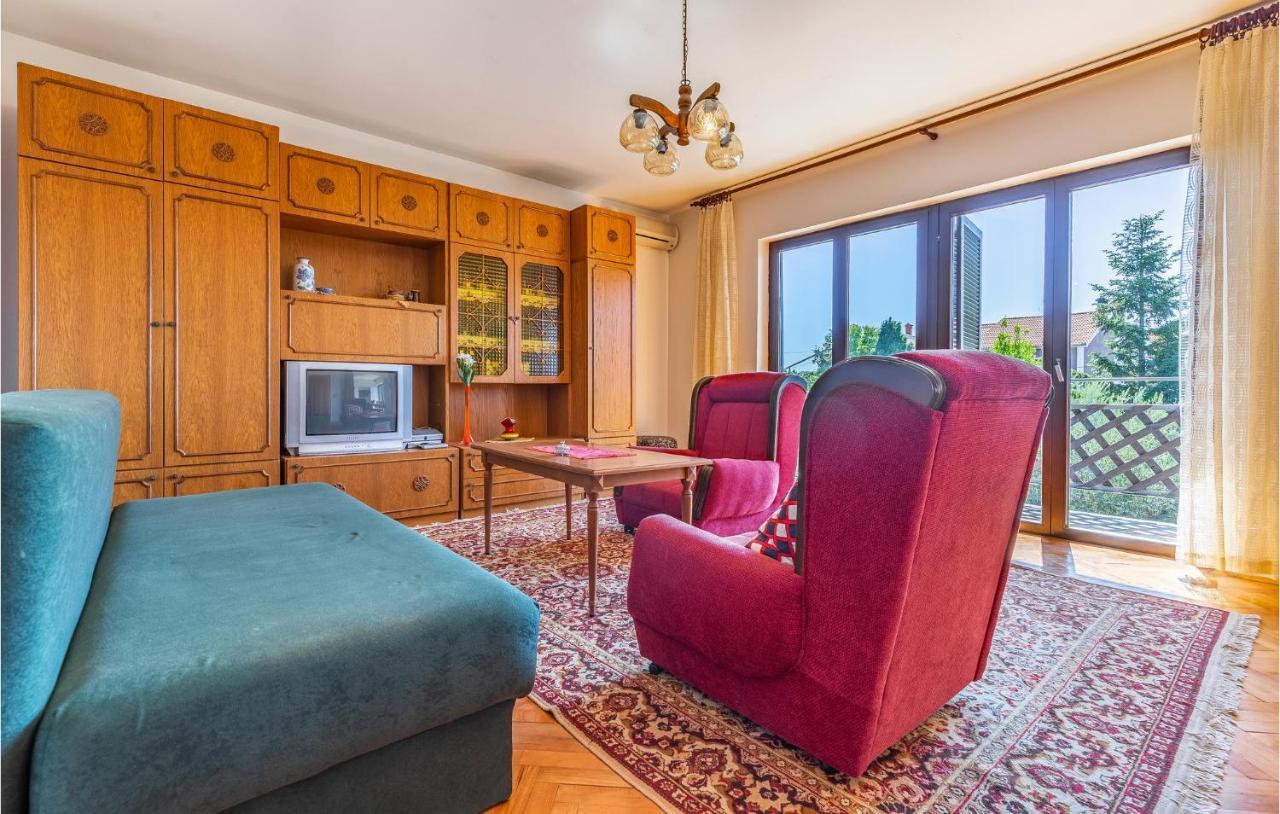 Awesome Apartment In Medulin With Kitchen Dış mekan fotoğraf