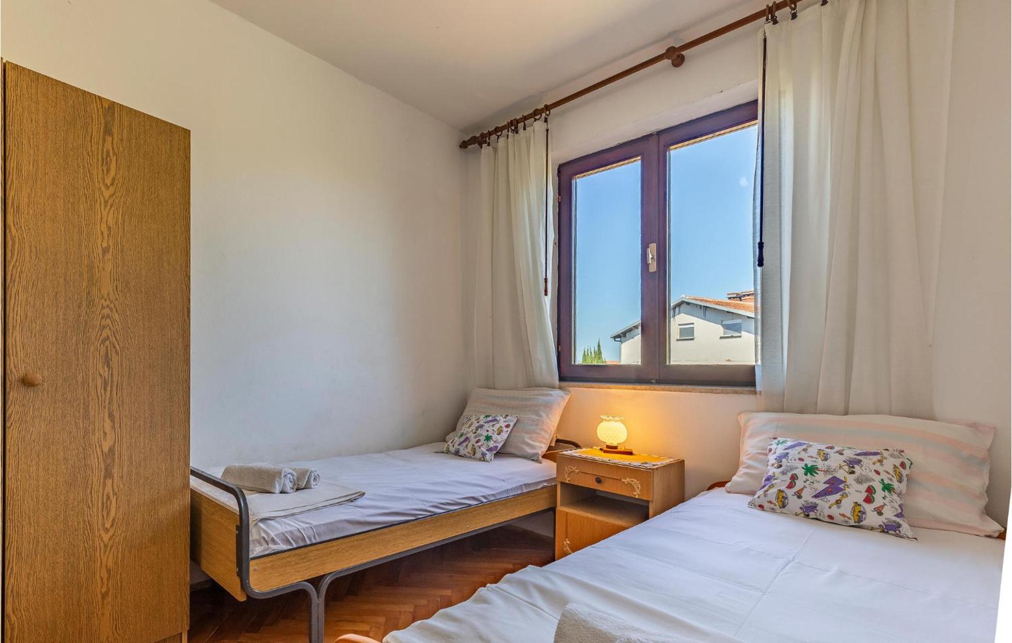Awesome Apartment In Medulin With Kitchen Dış mekan fotoğraf