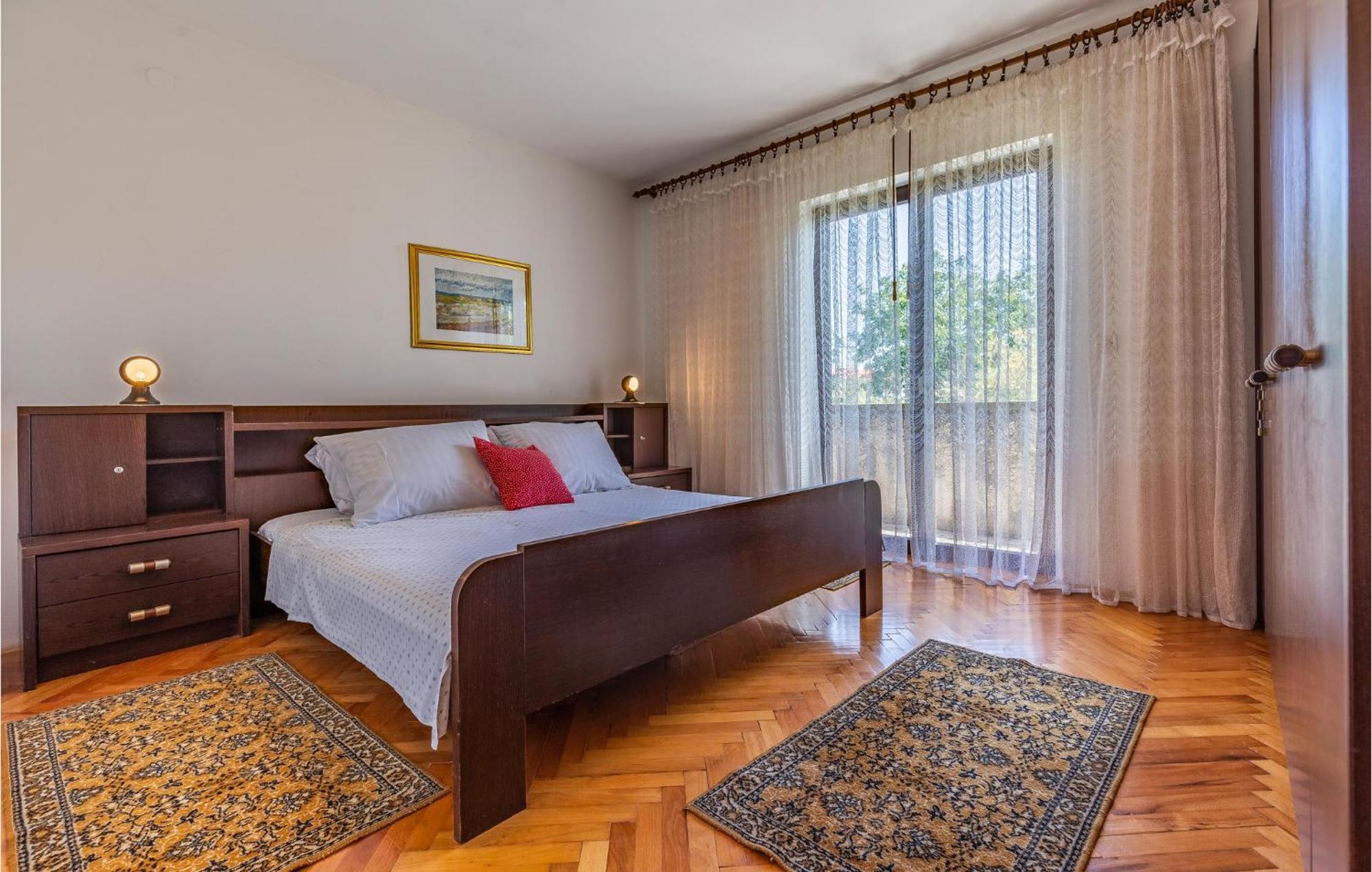 Awesome Apartment In Medulin With Kitchen Dış mekan fotoğraf