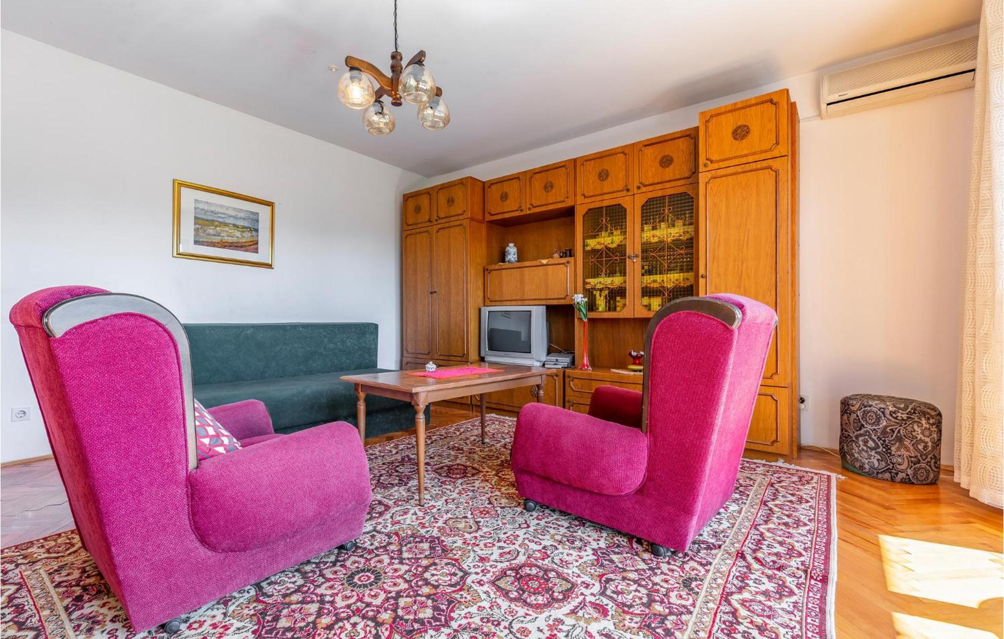Awesome Apartment In Medulin With Kitchen Dış mekan fotoğraf