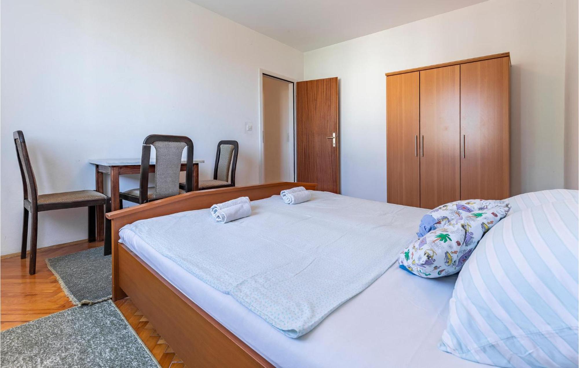 Awesome Apartment In Medulin With Kitchen Dış mekan fotoğraf